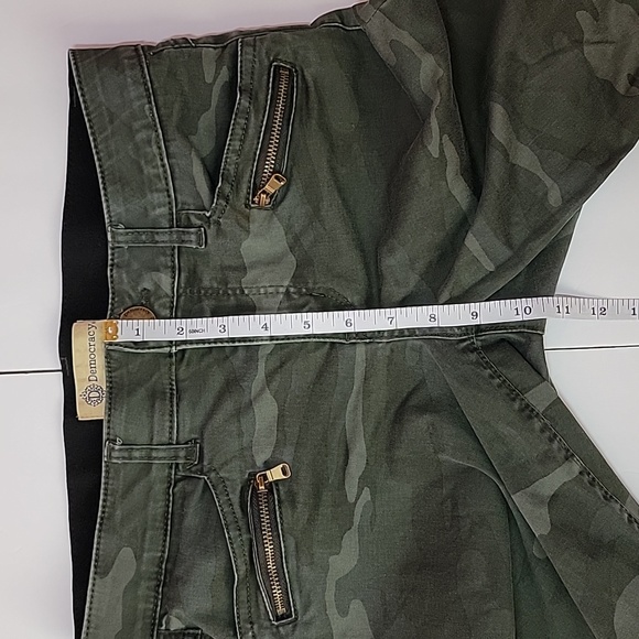 Democracy AB Technology Camouflage Jeans/ 8. - Picture 7 of 11